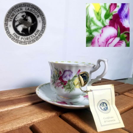 #943 - Tasse mit Unterteller 