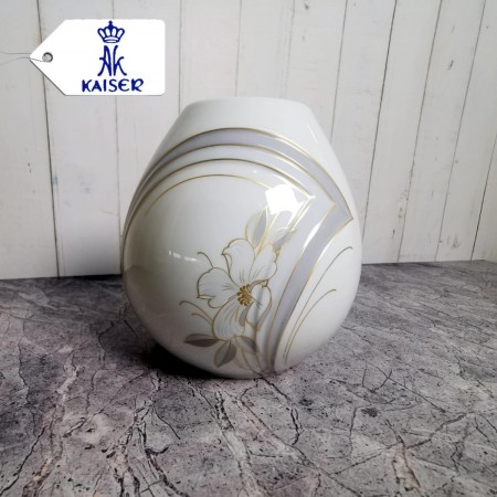 #013 - Vase 