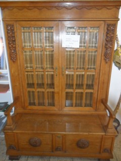 antiker Bücherschrank